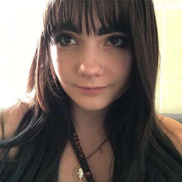 Meet your Posher, Tehya - Picture 1 of 1